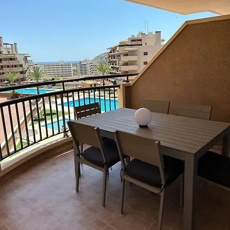 Beach Flat With Pool Beach View Lejlighed